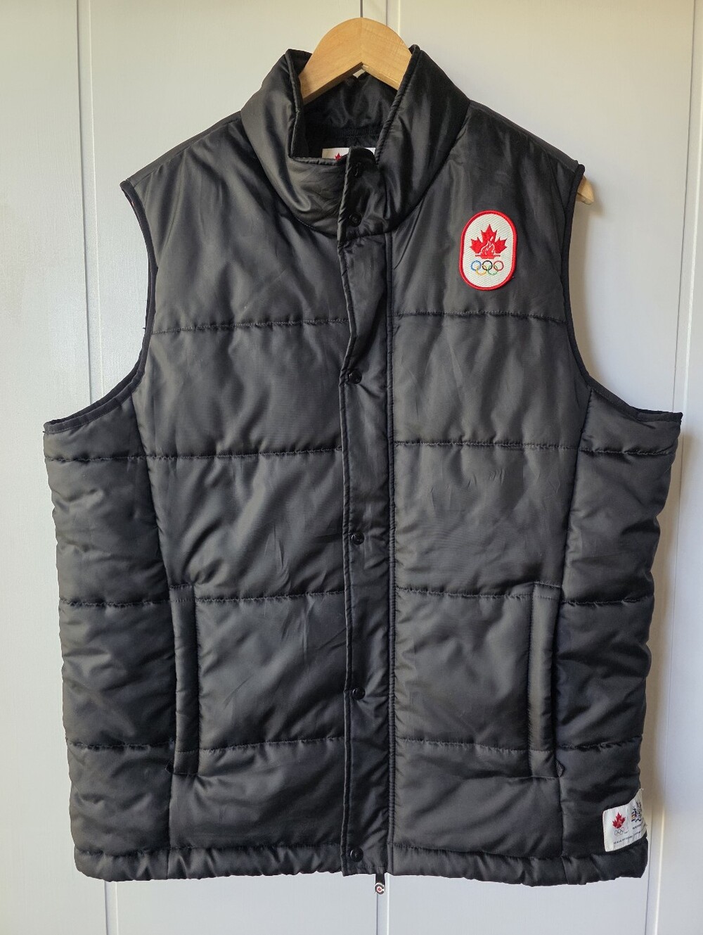 Hudson Bay Co. Canada Logo Olympic Zip Up Vest Black Mens Large